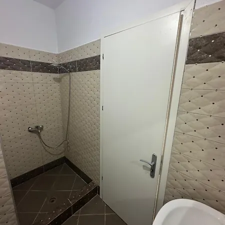 Renato's Sarandë