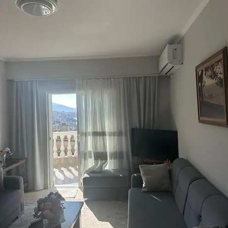 Renato's * Sarandë